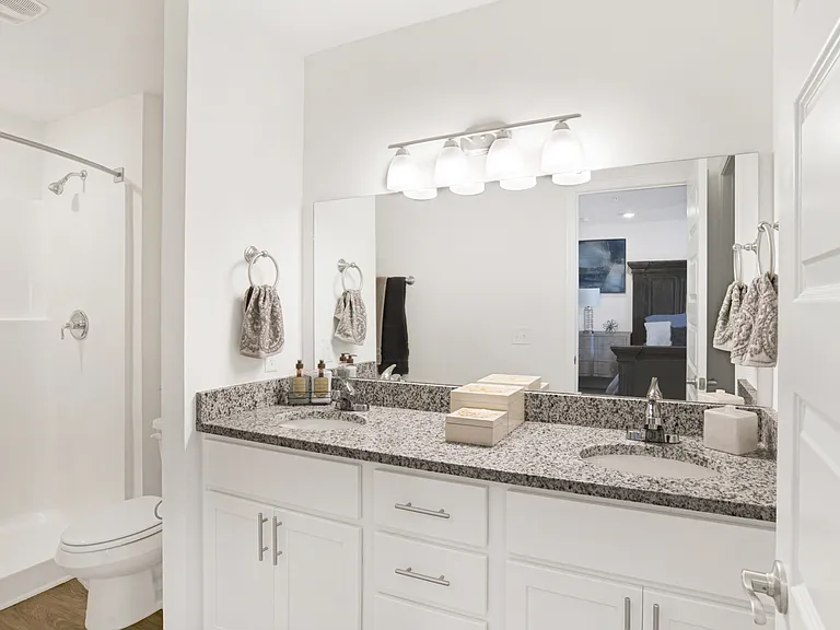 26963 Port Washington Ln #26963 — Photo 7
