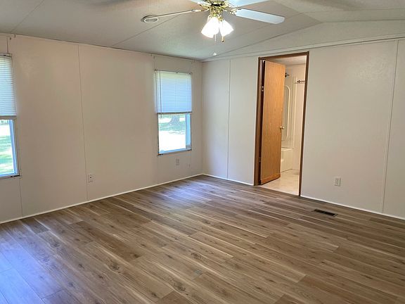 5th image of 3018 Aplin Rd