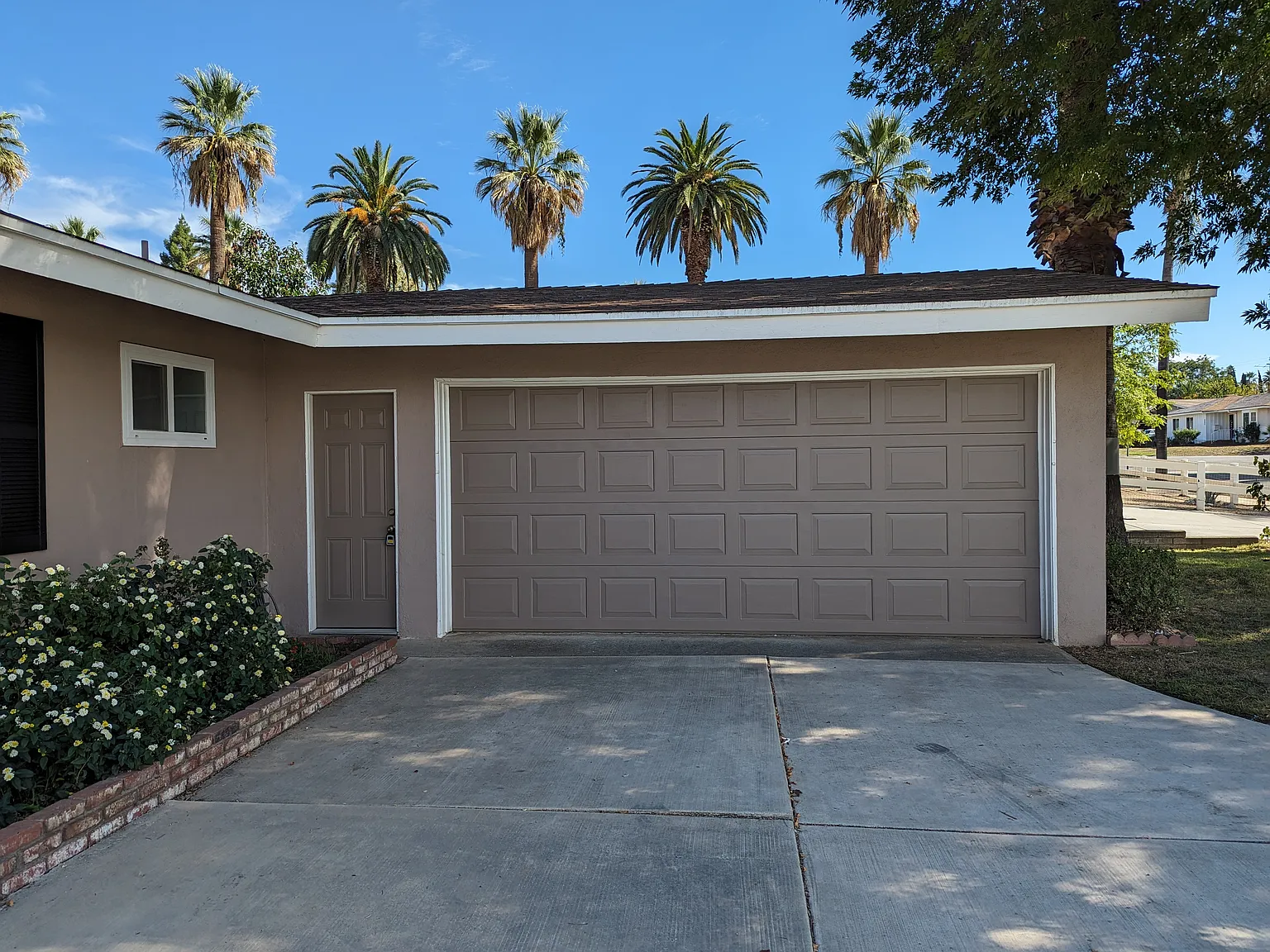 4 bed, 1286 sqft, $3,200 — Photo 2