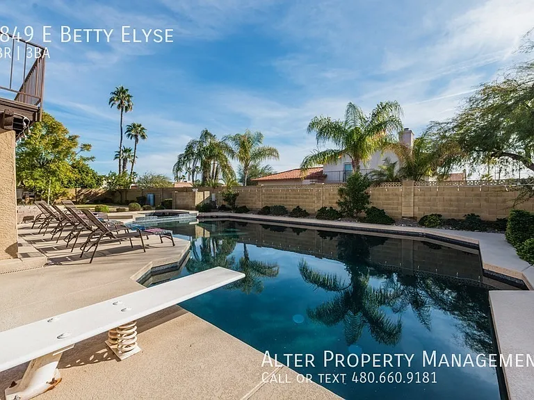 5849 E Betty Elyse Ln — Photo 8