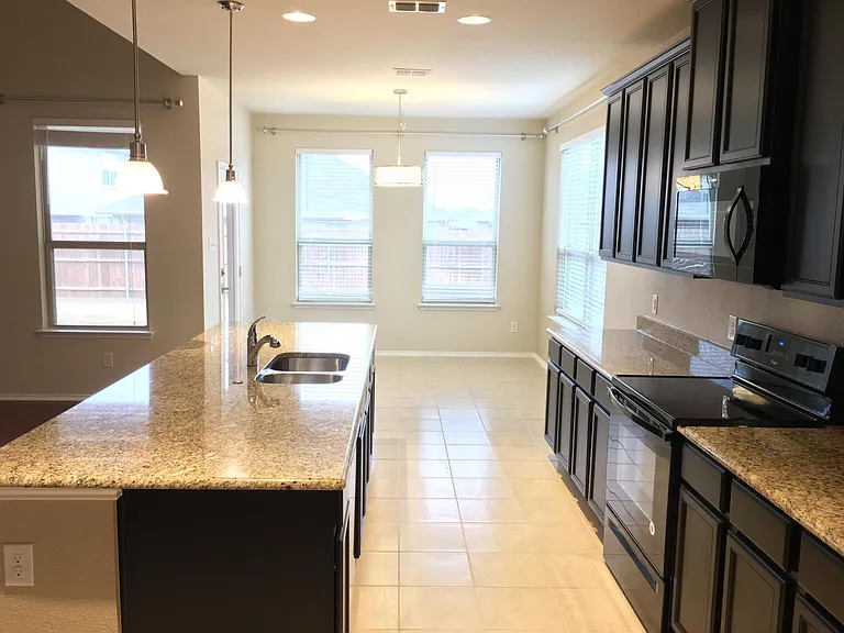 5308 Wharfside Pl — Photo 10