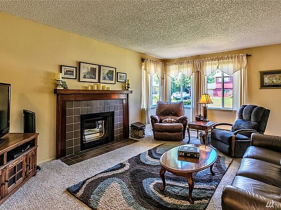 2nd image of 3320 SE Carmae Dr