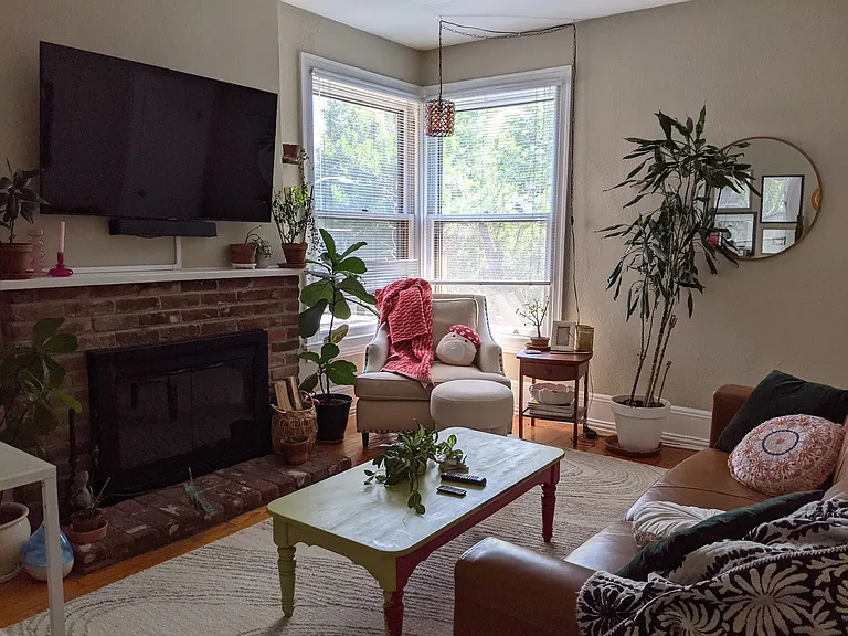 1237 N Marion St #2 — Photo 1