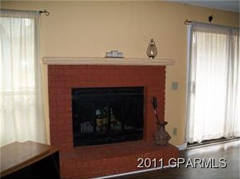 5th image of 1525 Rosemond Dr