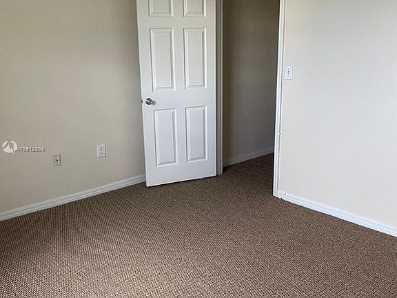 5th image of 200 SW 117th Ter #10208
