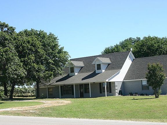 Long extended front porch