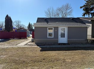 23 Goode St, Quill Lake, SK S0A3E0