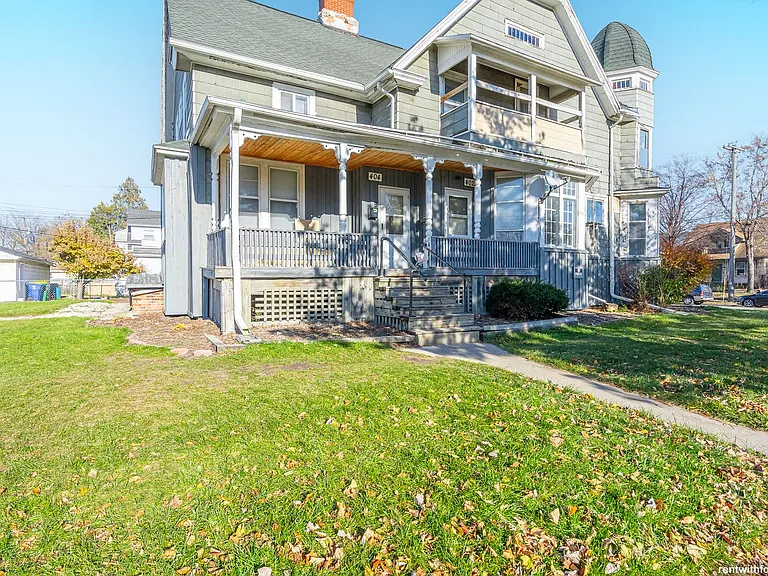 803 N. Broadway — Photo 16