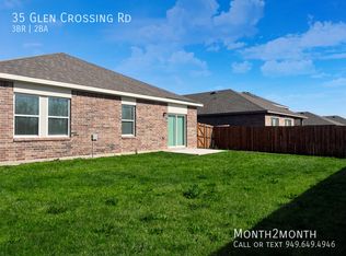 35 Glen Crossing Rd, Fort Worth, TX 76134