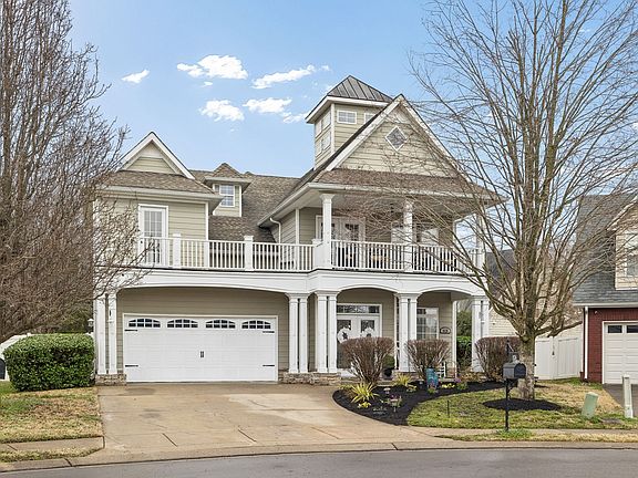 3rd image of 1526 Dewsbury Dr