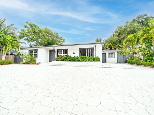 1330 Ontario Dr, Lake Worth, FL 33461