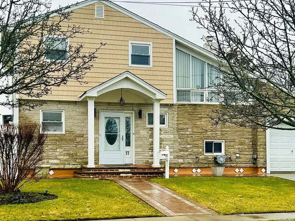 77 Ann Drive, Freeport, NY 11520
