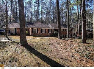 2940 Duke Of Gloucester, East Point, GA