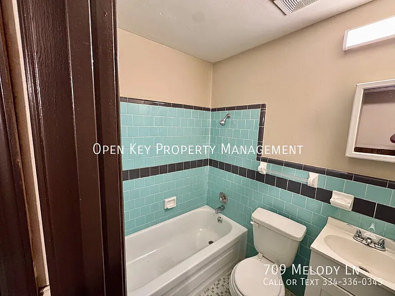 709 Melody Ln — Photo 10