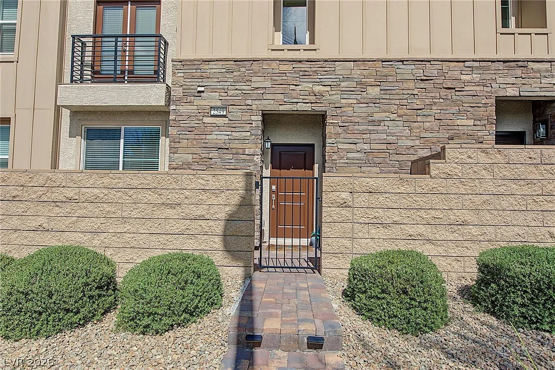 2 bed, 2.5 bath, 1890 sqft, $3,000 — Photo 3