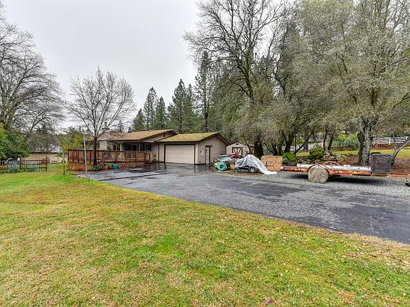 3rd image of 2708 Stevens Dr