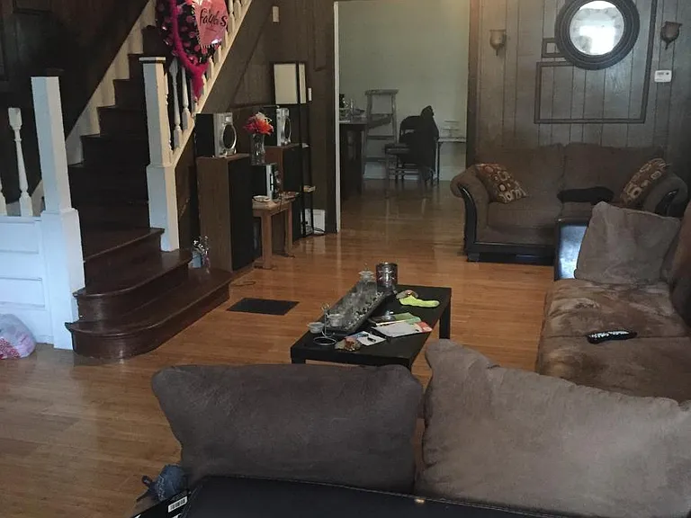 1212 S Wilton St — Photo 3