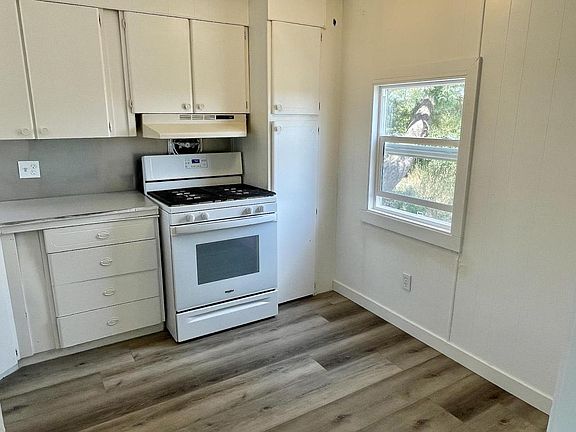 3rd image of 5350 W Broadway St #2