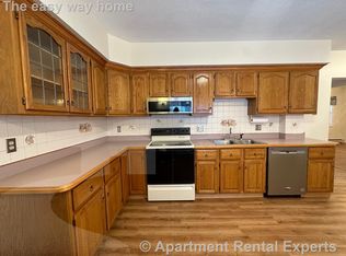 19 Hardwick St #1R, Cambridge, MA 02141