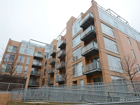 1720 Oak Ave #303, Evanston, IL 60202