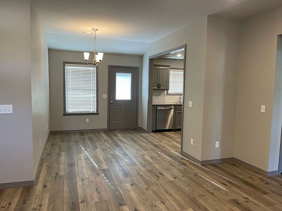 5th image of 104 Praire Creek Dr