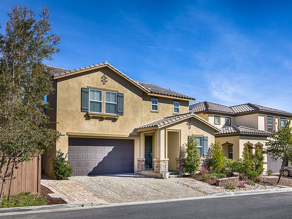 1st image of 1775 Avenida Regina