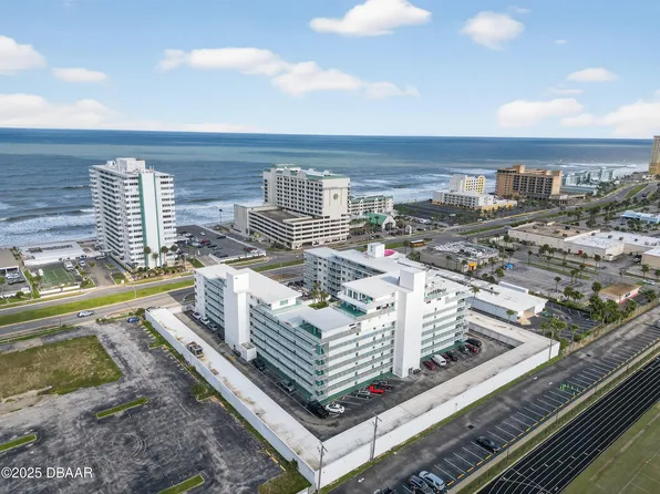 2727 N Atlantic Ave APT 108, Daytona Beach, FL 32118