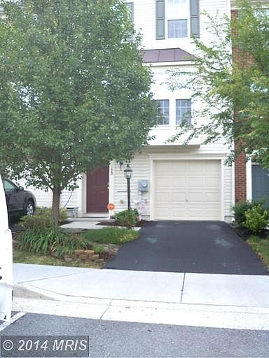 1st image of 120 Pittman Ct
