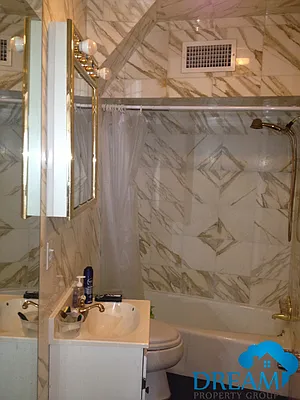 Rented by Dream Property Group LLC | media 3