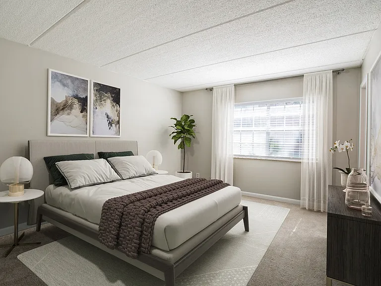 Townsend Apartments — Photo 9