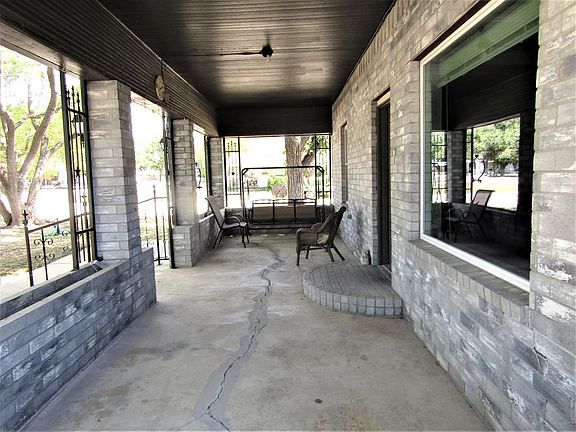 2nd image of 1212 Glasscock Ave