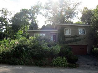 6657 Forest Glen Rd, Pittsburgh, PA 15217