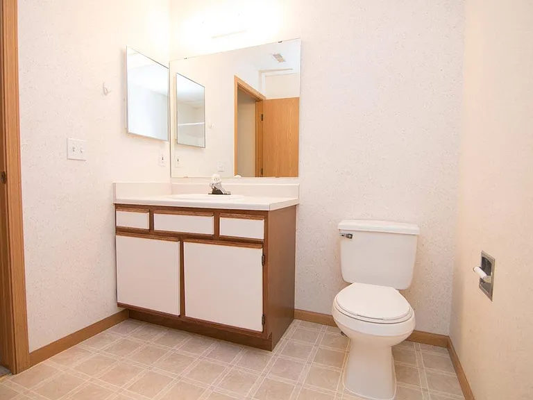 Northbrook Apartments — Photo 99