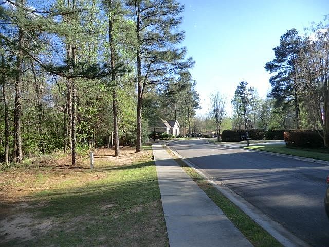 2nd image of 20 Independent Hill Ln
