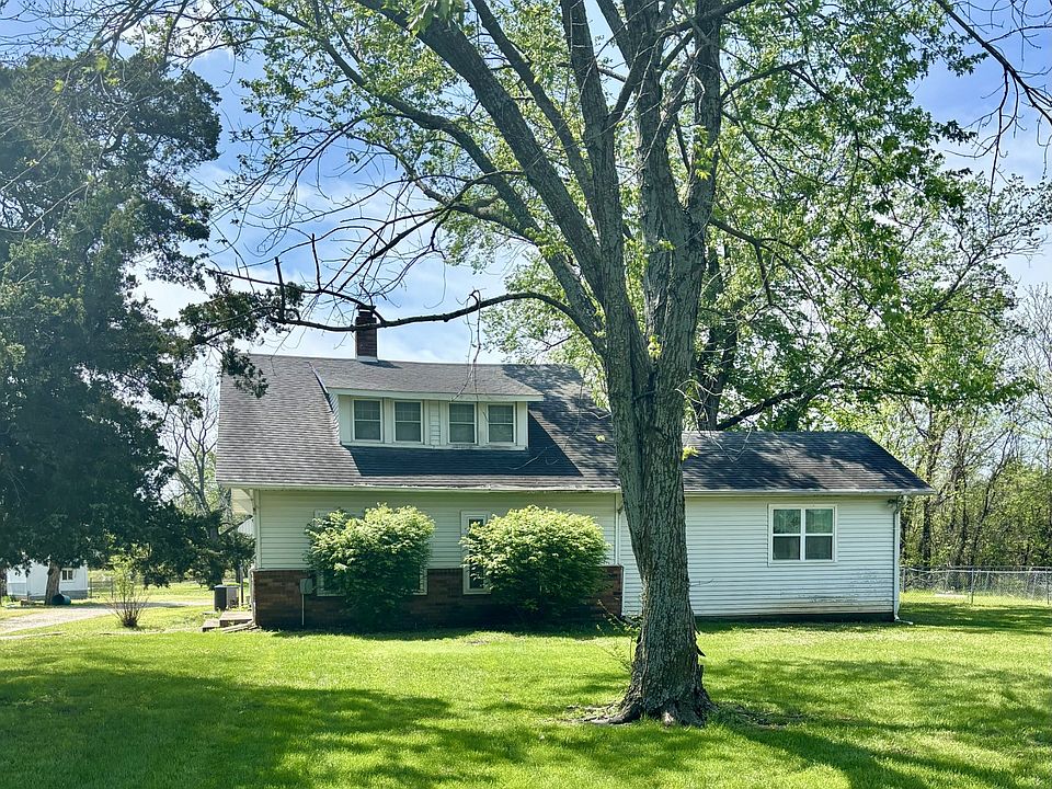 1st image of 2376 Jayhawk Rd