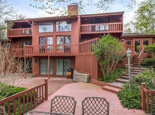 2383 Durham Rd, Madison, CT 06443