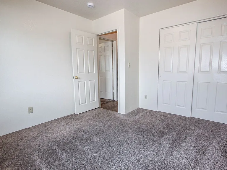 8460 E Lakeshore Dr — Photo 13
