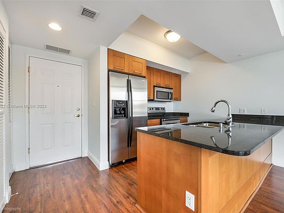 3rd image of 4100 Salzedo St APT 616