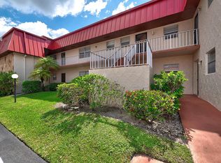 12026 Greenway Cir S APT 106, Royal Palm Beach, FL 33411