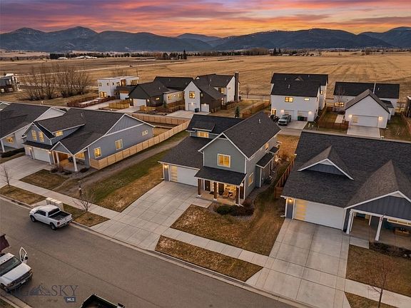 3rd image of 2142 Chipset St