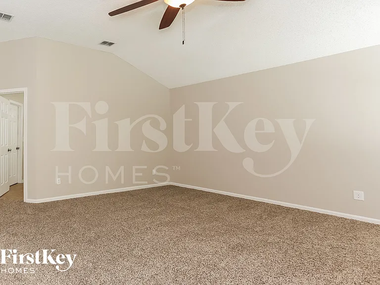 2563 Watermill Dr — Photo 10