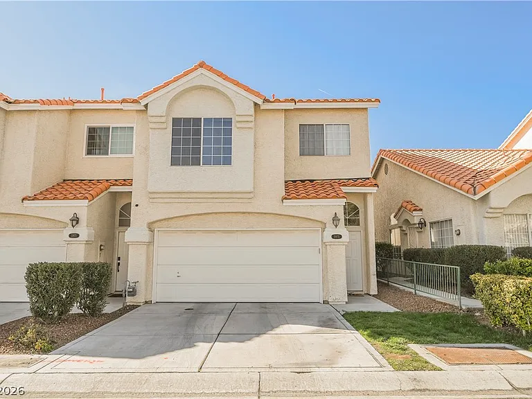 5975 Sunlight Garden Way — Photo 39