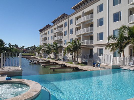 1st image of 5909 Padre Blvd