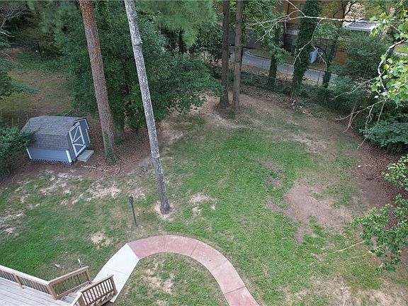 4th image of 3278 Amhurst Dr NW