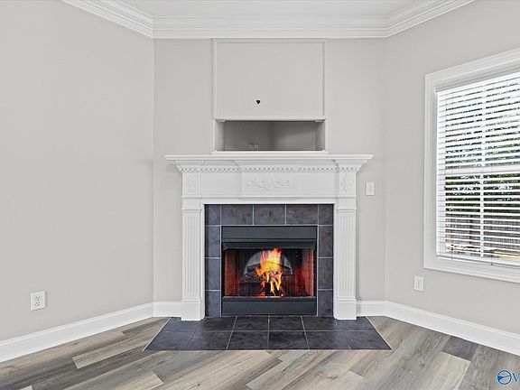 5th image of 314 Ravens Crest Dr