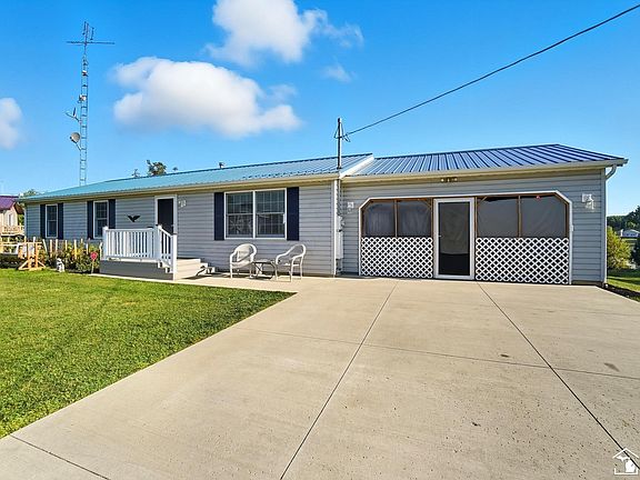 2nd image of 14667 Roberts Ct