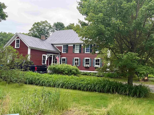 53 Commonwealth Avenue, Hyde Park, VT 05655