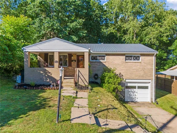 624 Illini Dr, Monroeville, PA 15146