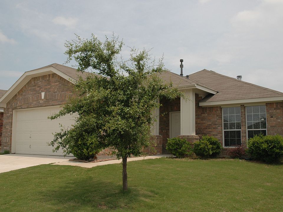 Great curb appeal!