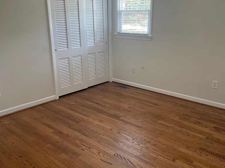 740 Fairway Dr — Photo 8